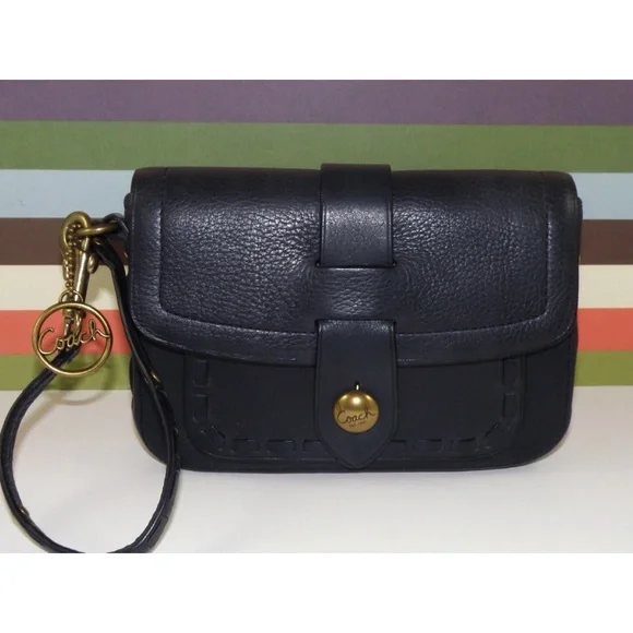 ❤️NEW COACH LEGACY THOMPSON BLACK LEATHER LARGE WRISTLET BAG 65TH ANNIVERSARY❤️ - Picture 9 of 10